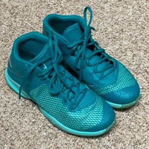 Nike Jordan basketball shoes